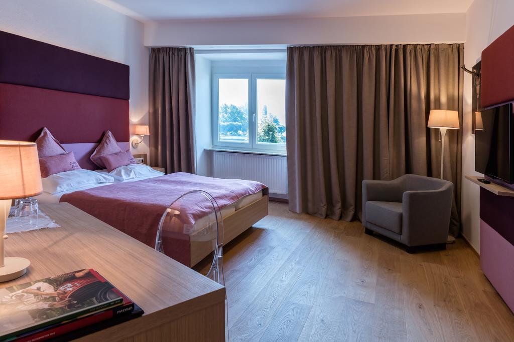 Seehotel Schwan Gmunden Εξωτερικό φωτογραφία